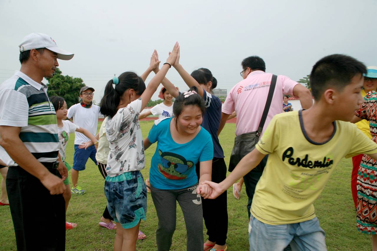 六一趣味运动会相约特殊学校~感谢三星全产