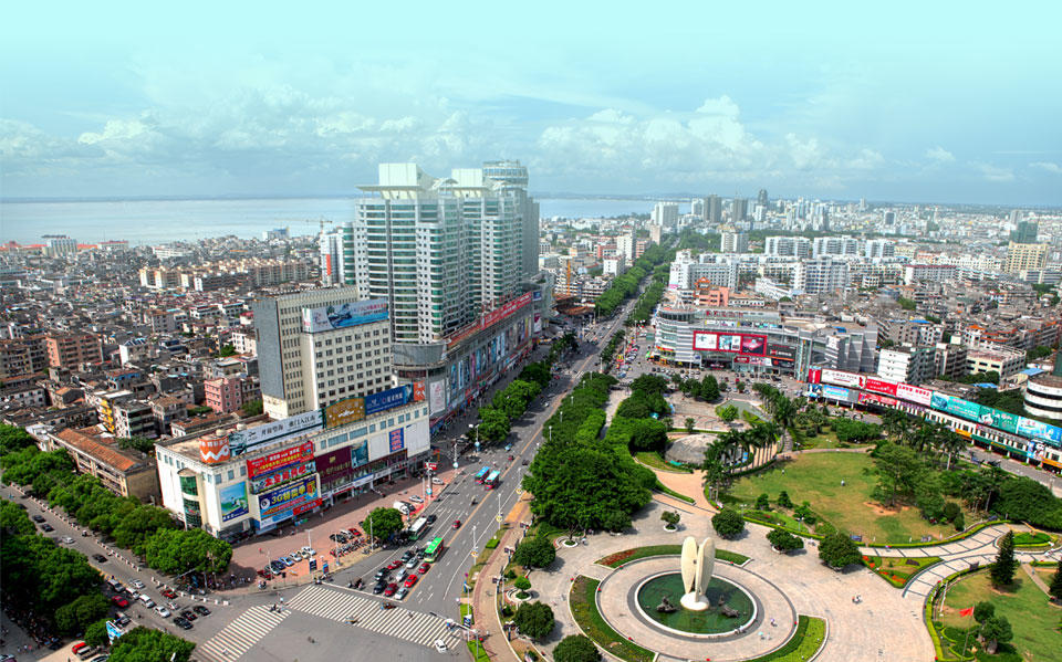 【焦点访谈】1040阳光工程老总为什么不经常