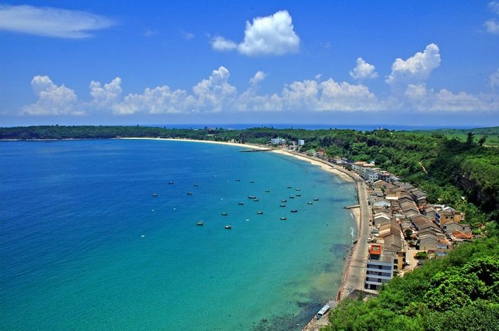 中国地质大学"博士生导师田明中"对涠洲岛开发的一个遗憾与n个建议(第