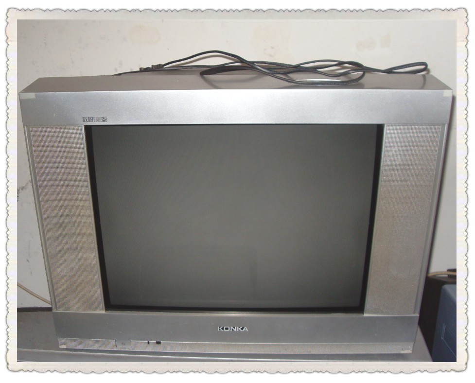 32寸液晶电视和20多台纯平电视机带保修,价格内详