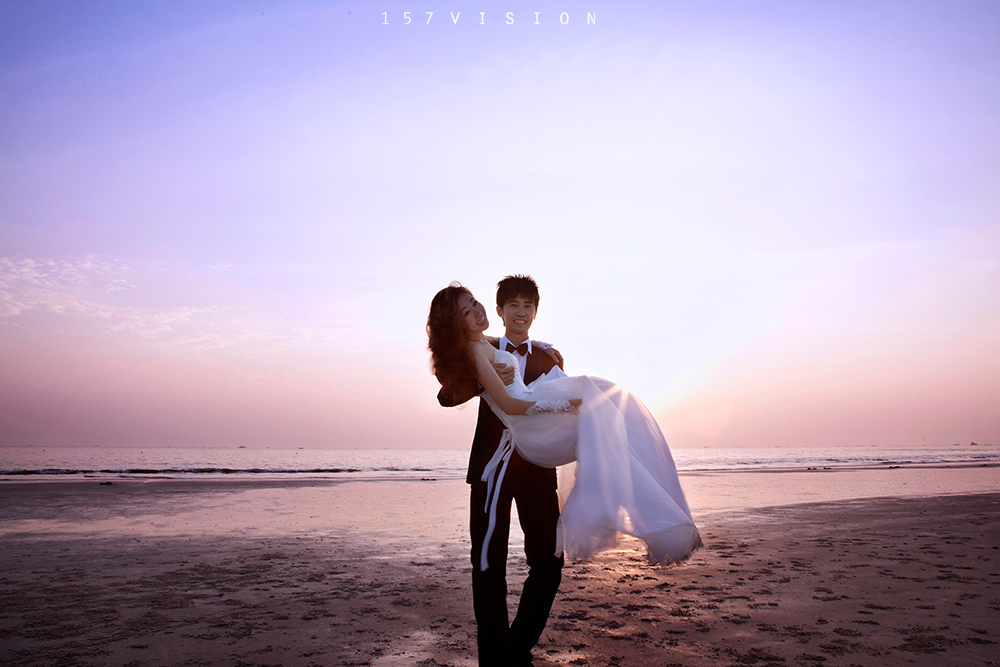 十年后初恋情人再次相遇原来你还在这里