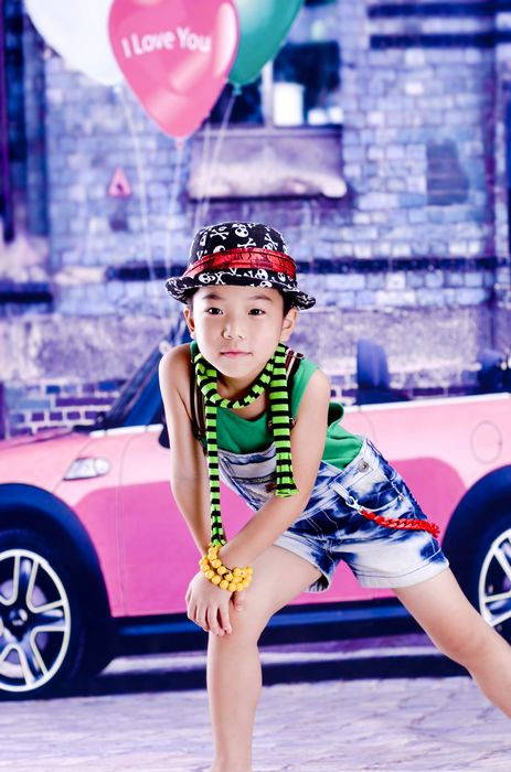 开学季来个养眼的,潮宝,型男,学院风的帅哥登场咯