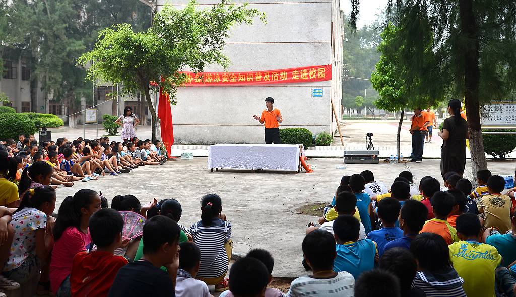 2012年北海市游泳协会全年活动汇总贴