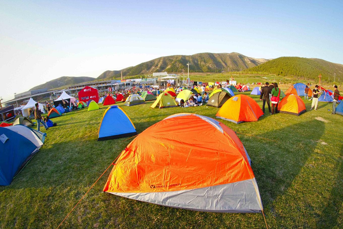 很多人开始露营了,约泡必备啊哈哈