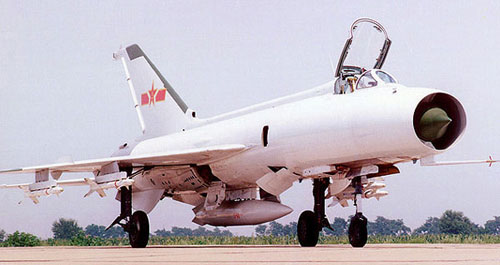 今天早上北海上空的飞机引得大家热闹围观,但好多人都