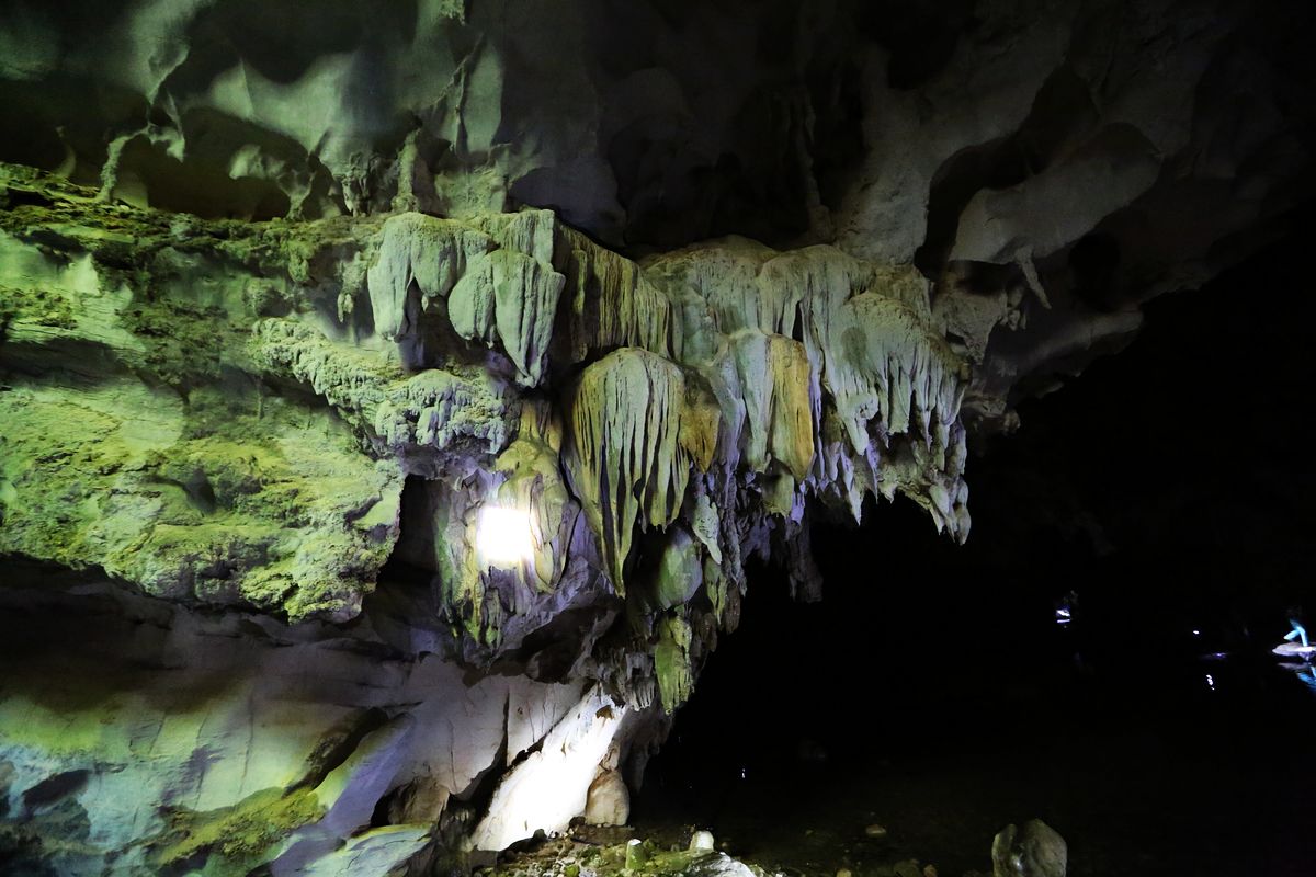 激情荔波行--端午茂兰漏斗森林石上森林九洞天穿越