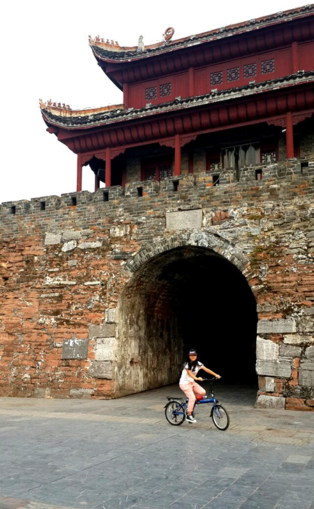 湖南邵阳宝庆府城墙下随拍