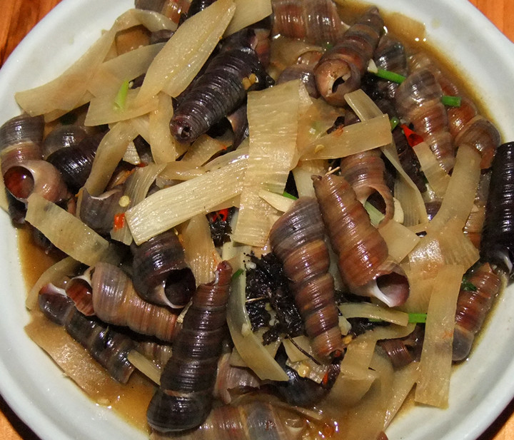 吃货大队 帖子 &nbsp;&nbsp; 最先上来的是店家免费送的 招牌炒火筒螺