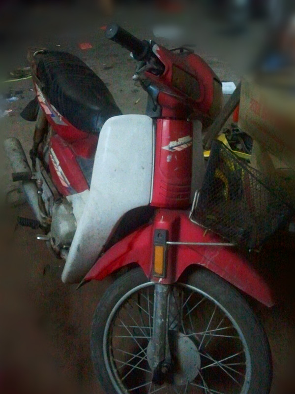 大阳弯梁100c摩托车,350元