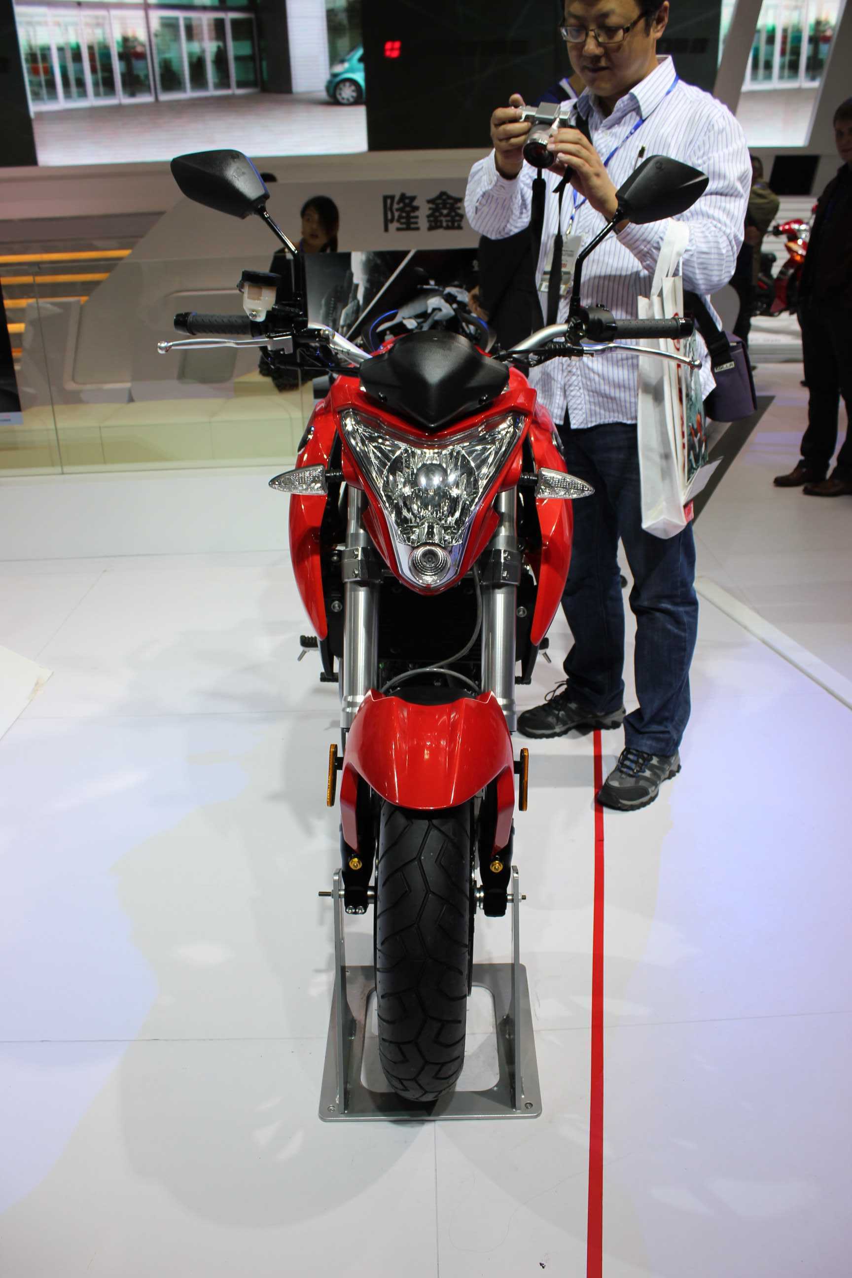 隆鑫lx650隆鑫lx650 cr9