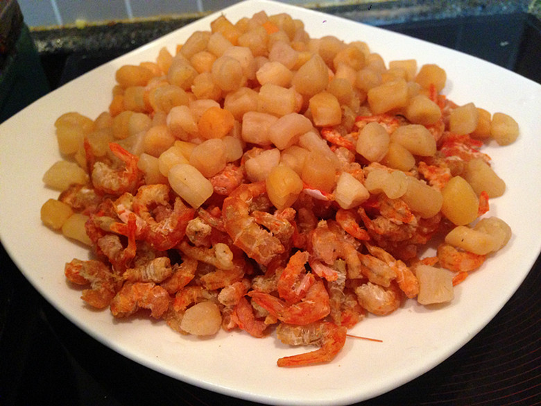 5,虾仁和干贝(瑶柱)直接使用