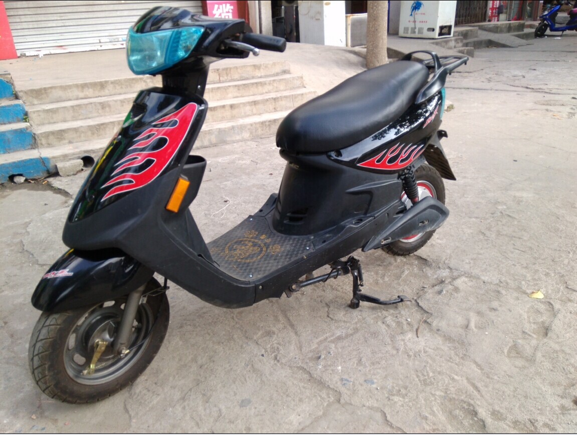 转让福喜款电动车9成新,1650元