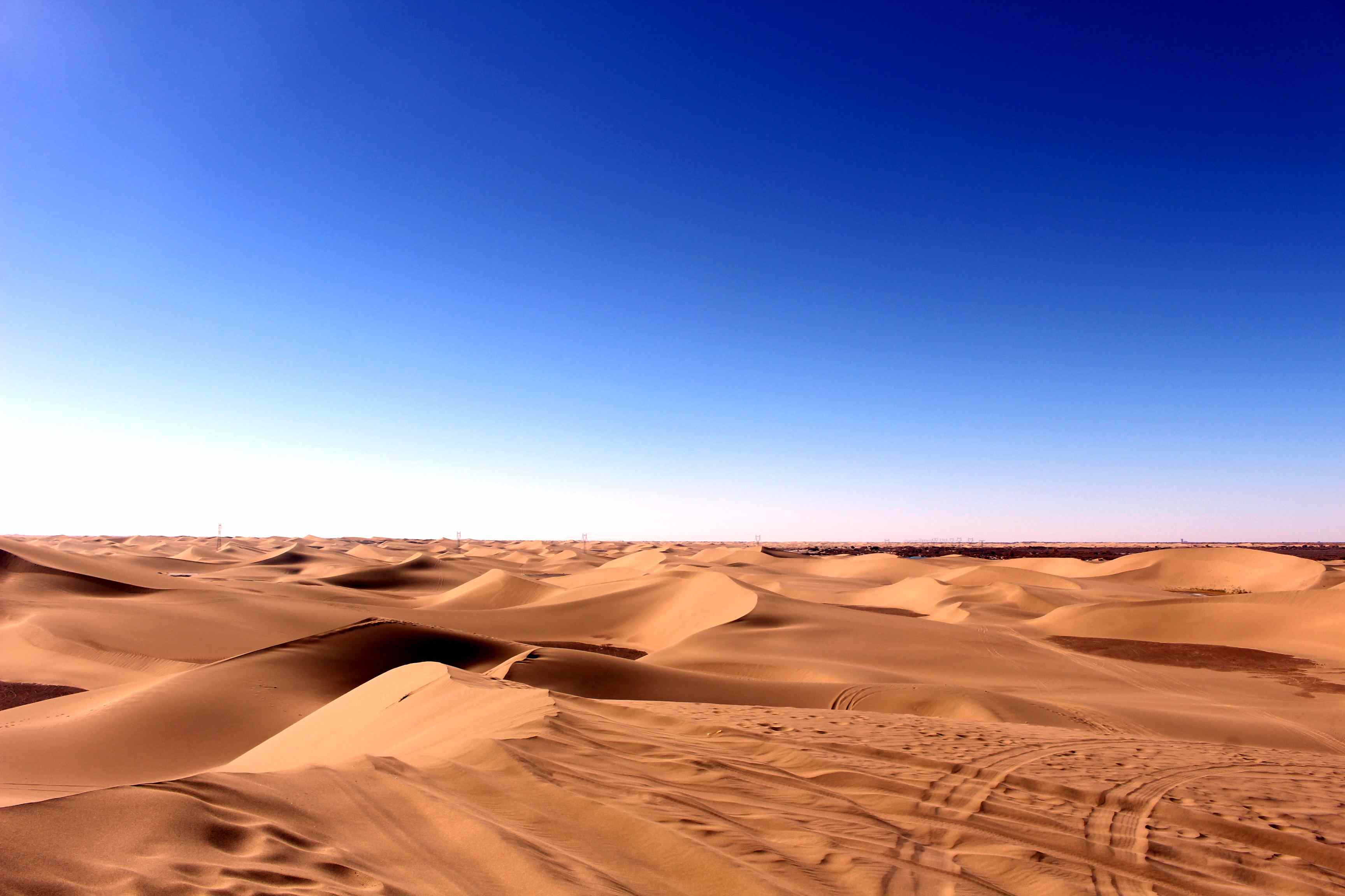 荒漠,沙丘,弱水河畔,大漠胡杨,又一次拨动心弦的旅行