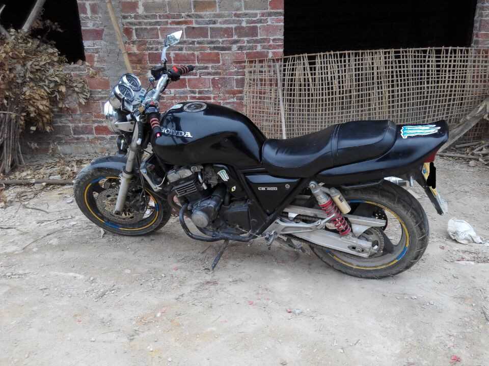 转进口本田400cc街跑,1.38万