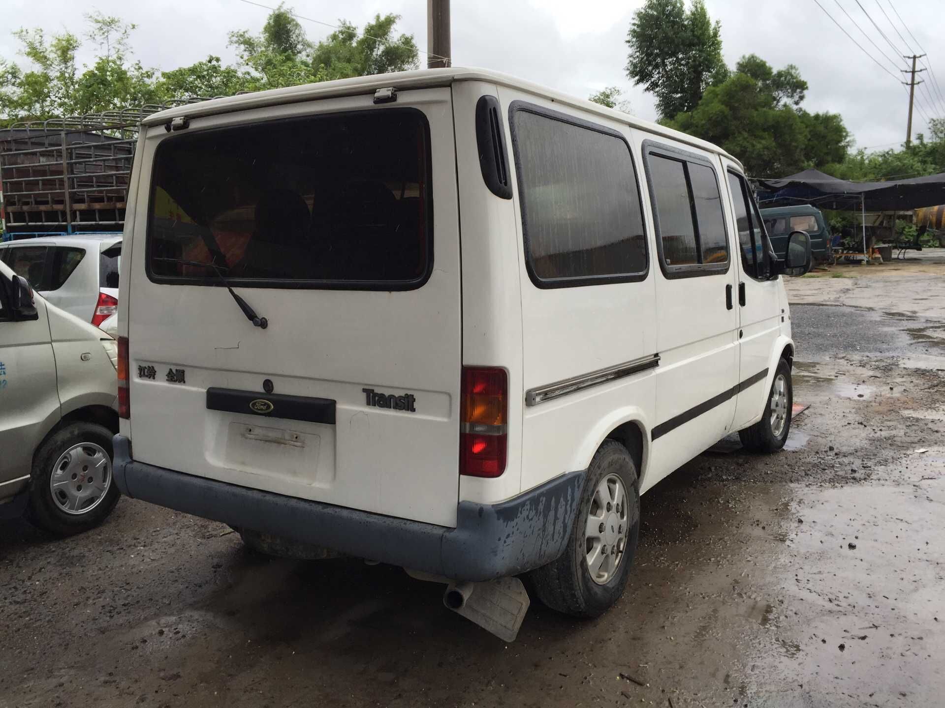 非营运车没有报废期,可到车管所了解情况,联系电话13 977932068凌平头