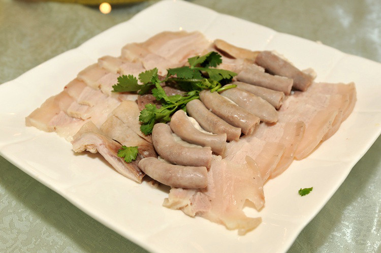 白切猪杂~营盘猪吧?