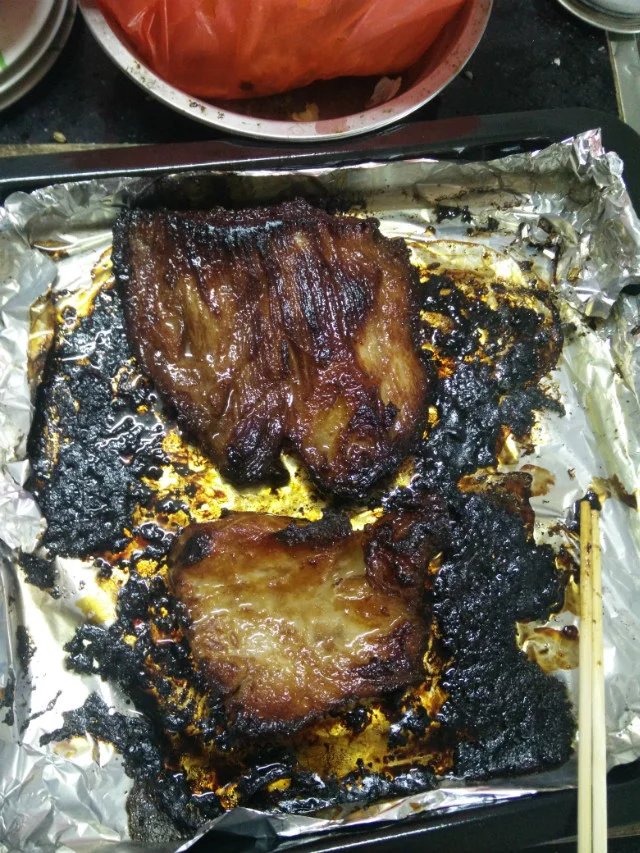 宅男厨房 - 外香里嫩,diy泰式烤猪颈肉