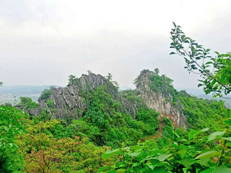 易县灵山图片