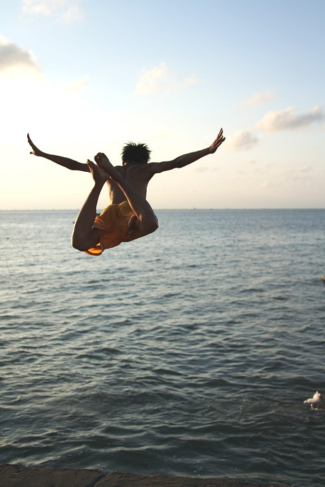 海堤街跳海队的表演(续完)