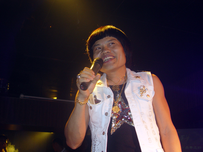 香港歌手"八两金",6月19号晚浪漫激情苏荷夜!