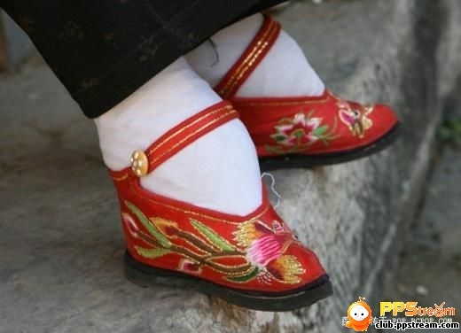 最真实的三寸金莲 《转于奇虎网》