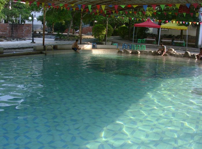 人文风光 帖子  东兴峒中温泉