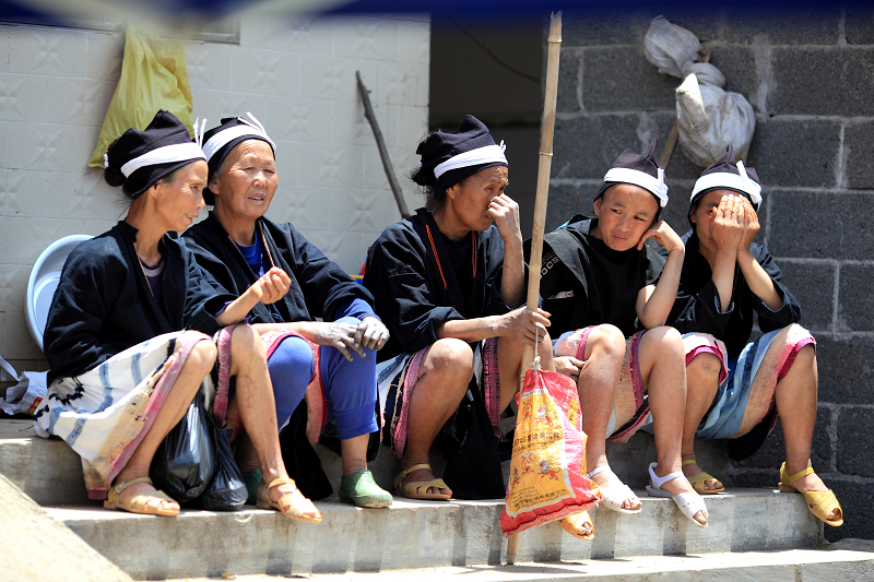 里湖阳光白裤瑶之乡掠影