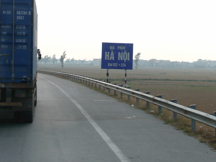 毛伯虎多彩越南之行(30页实拍背面让人有欲望,侧面失望,正面绝望的