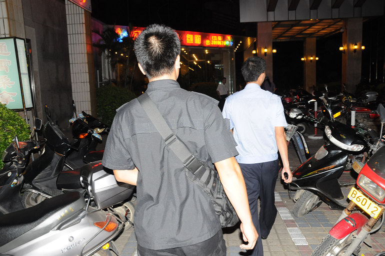 海城公安分局开展集中扫黄行动(多图)-北海旧事开讲-北海365网(beihai