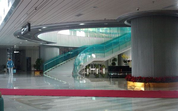 甘蔗佬腾讯总部免费饮奶茶