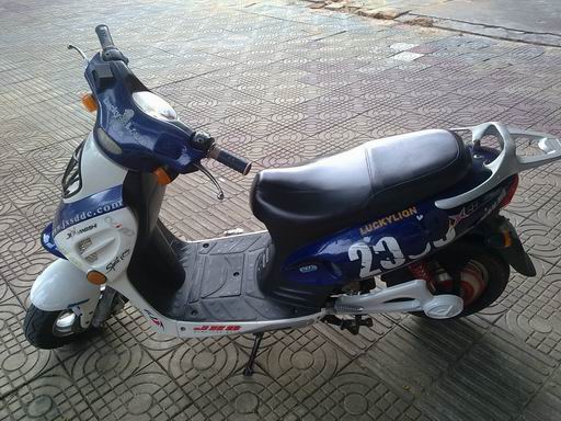 转让:2008款二手电动车一台