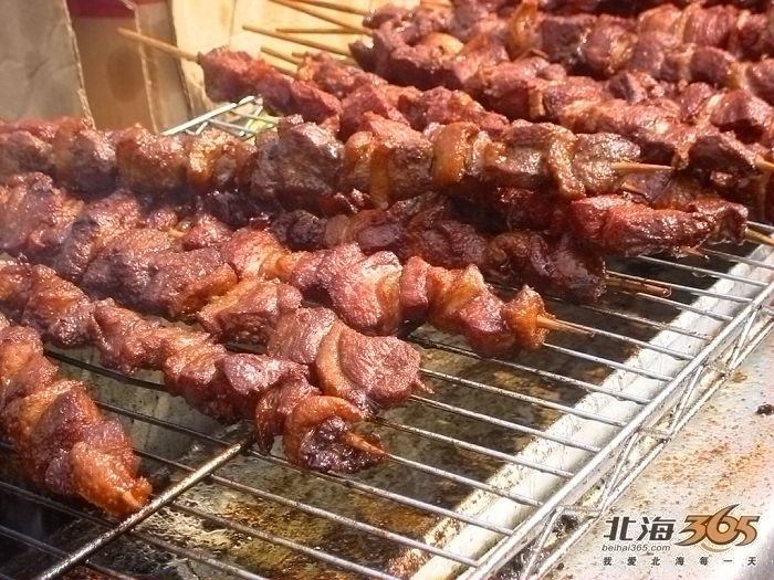 烤鸵鸟肉串图片