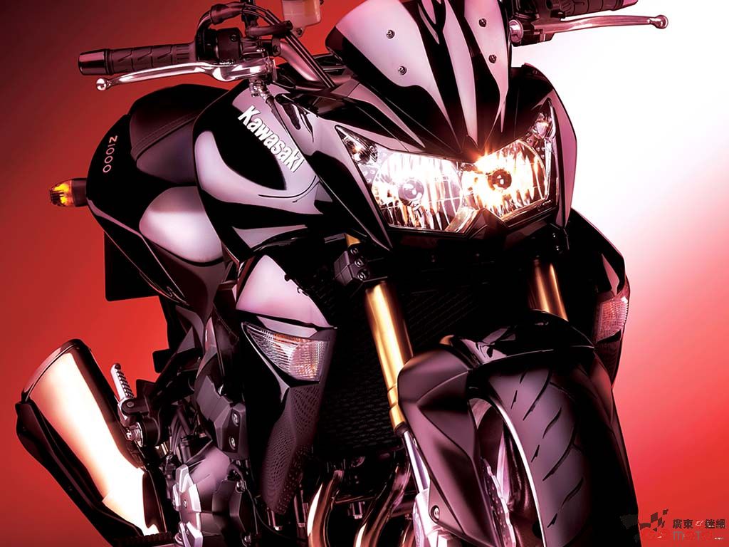 07年最新款kawasaki-z1000街道霸主