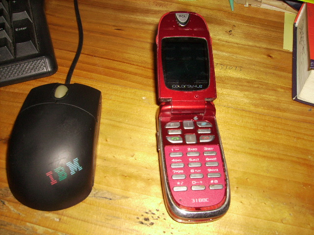 转让:tcl3188手机,380元