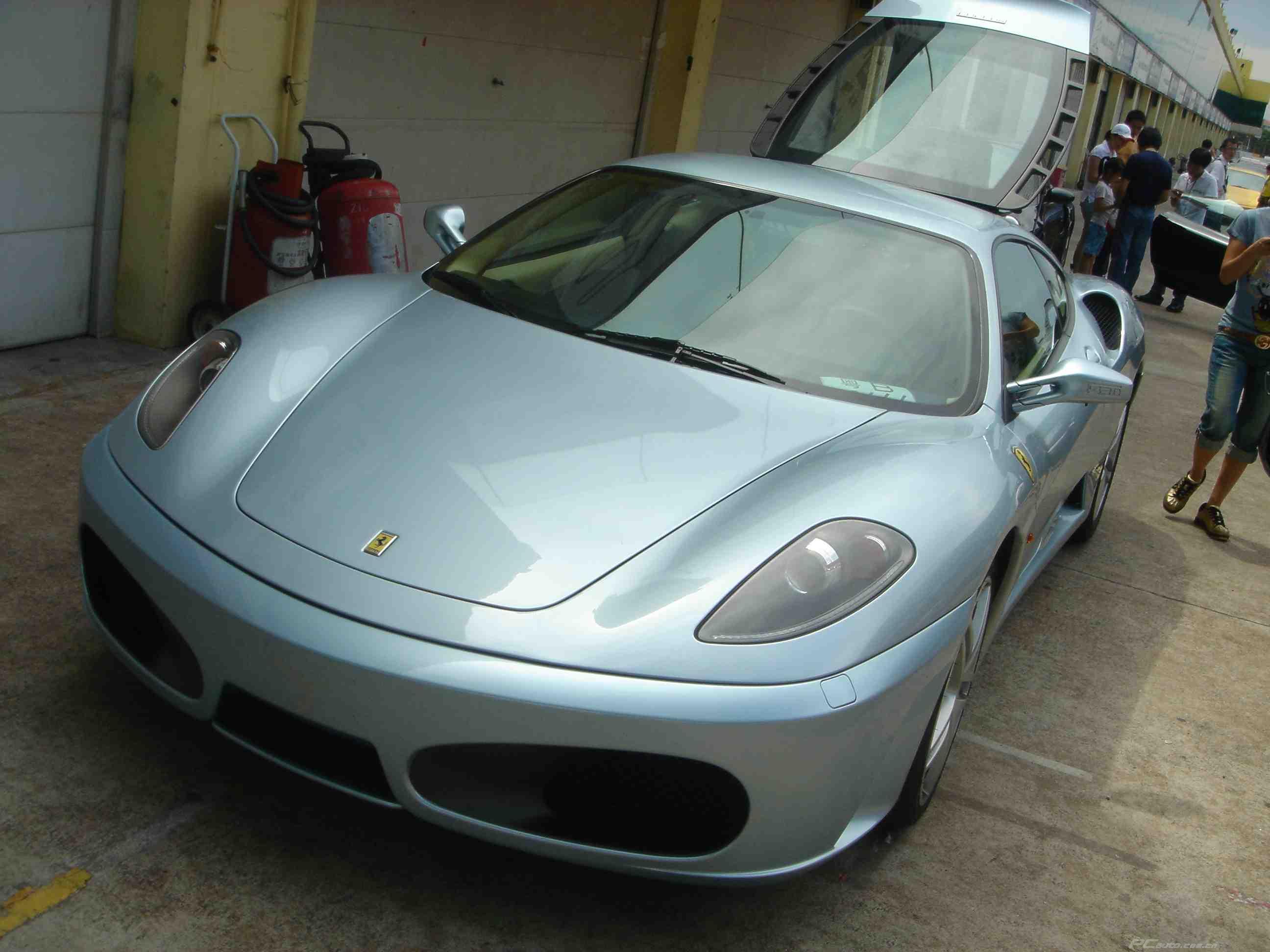 来看看那天的"发拉利"