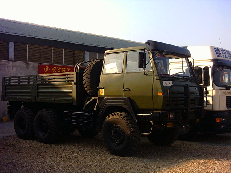 就是这台,陕汽产的