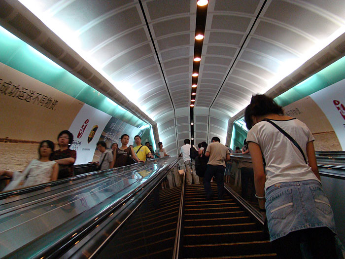 地铁.-数码生活-北海365网(beihai365.com)