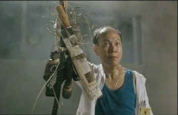 精力,集合了十种杀人武器於一身的超级武器霸王,名字就叫做要你命3000