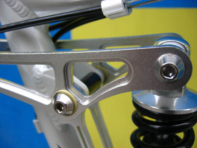 林泉新款四连杆山地车!