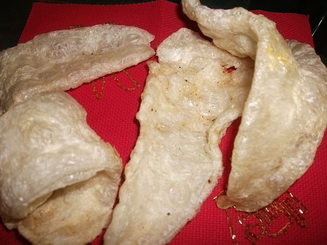 大家帮看看是否假鱼肚,如果是的话,不要再买了.