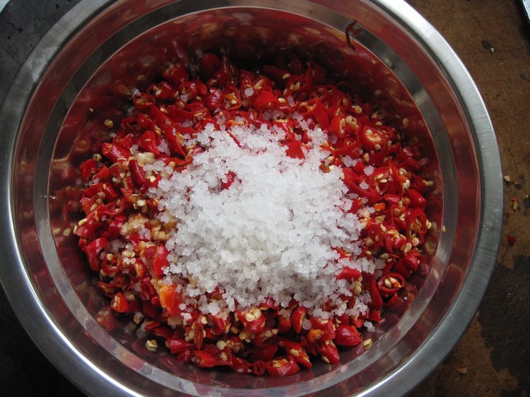 蒜蓉酱.蚝油.半剁辣椒.水虾制作)-私房菜-北海365网(beihai365.com)