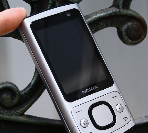 9成新诺基亚6700s,500元