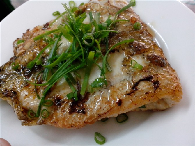 奎龙鱼. , 喜欢爸爸把带肥的猪肉在里面做馅 .很好吃.