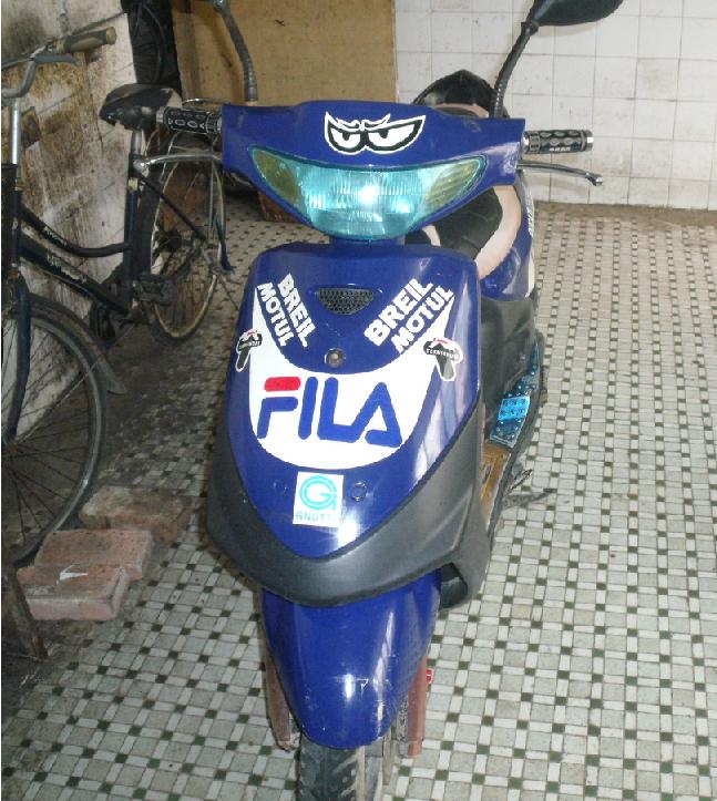 5成新豪城铃木助力车,1400元