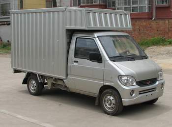 长期承接搬家,五菱厢式货车24小时为你服务