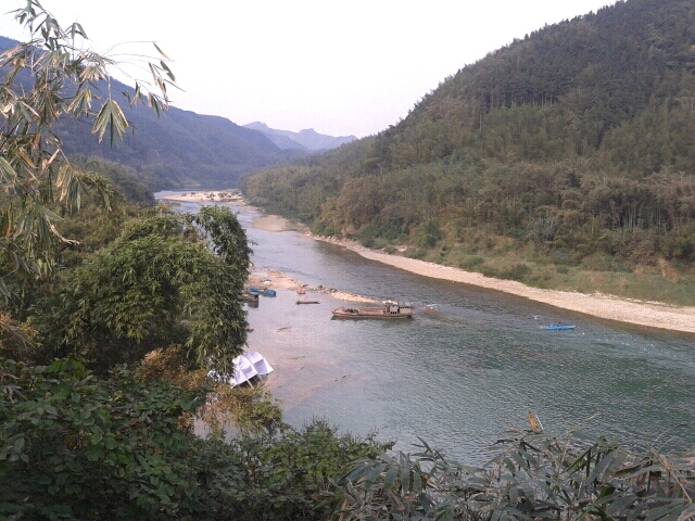 美丽的融水贝江