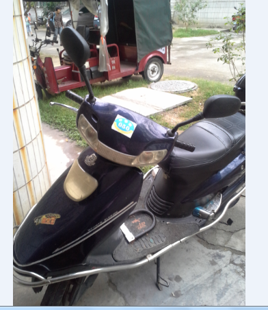 转铃木王电动车,1300元