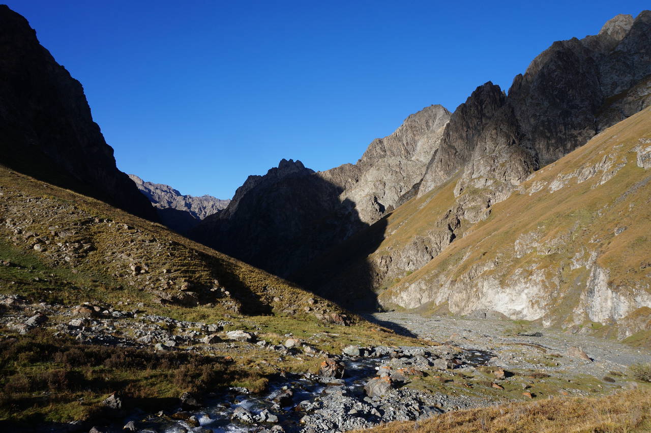 穿越狼塔c线,夏特古道
