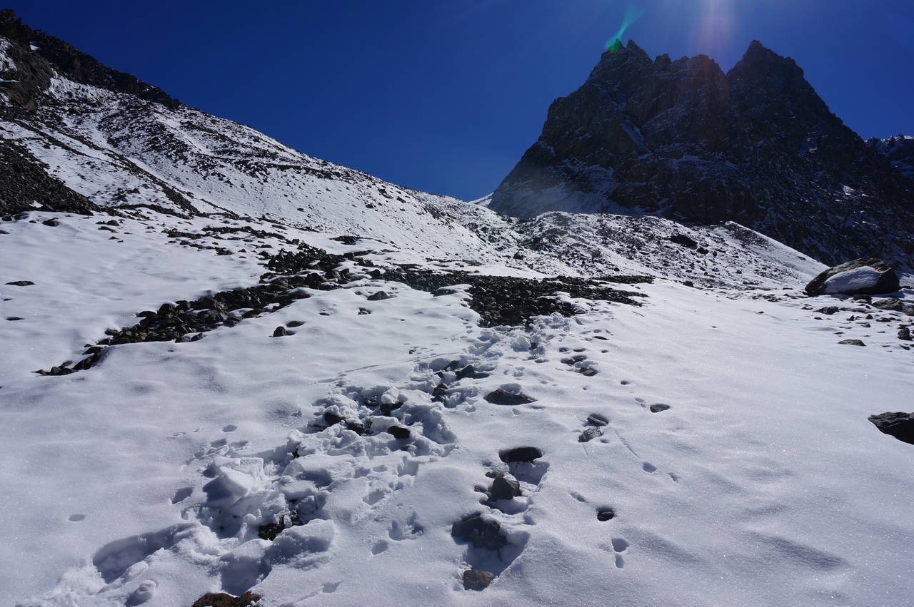穿越狼塔c线,夏特古道