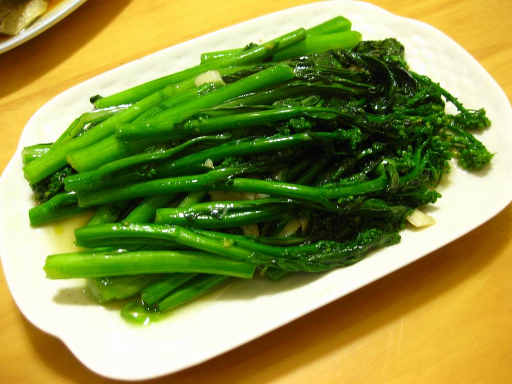 私房菜 帖子 又炒个青菜,还是那煲梅菜猪肉,加上半锅剩汤.